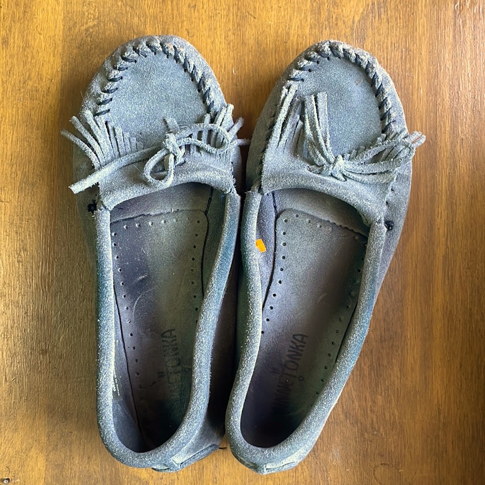 Super cute gray Minnetonka moccasins